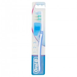 ORAL B SPAZZOLINO DENTI 40 CLASSIC CARE MEDIO